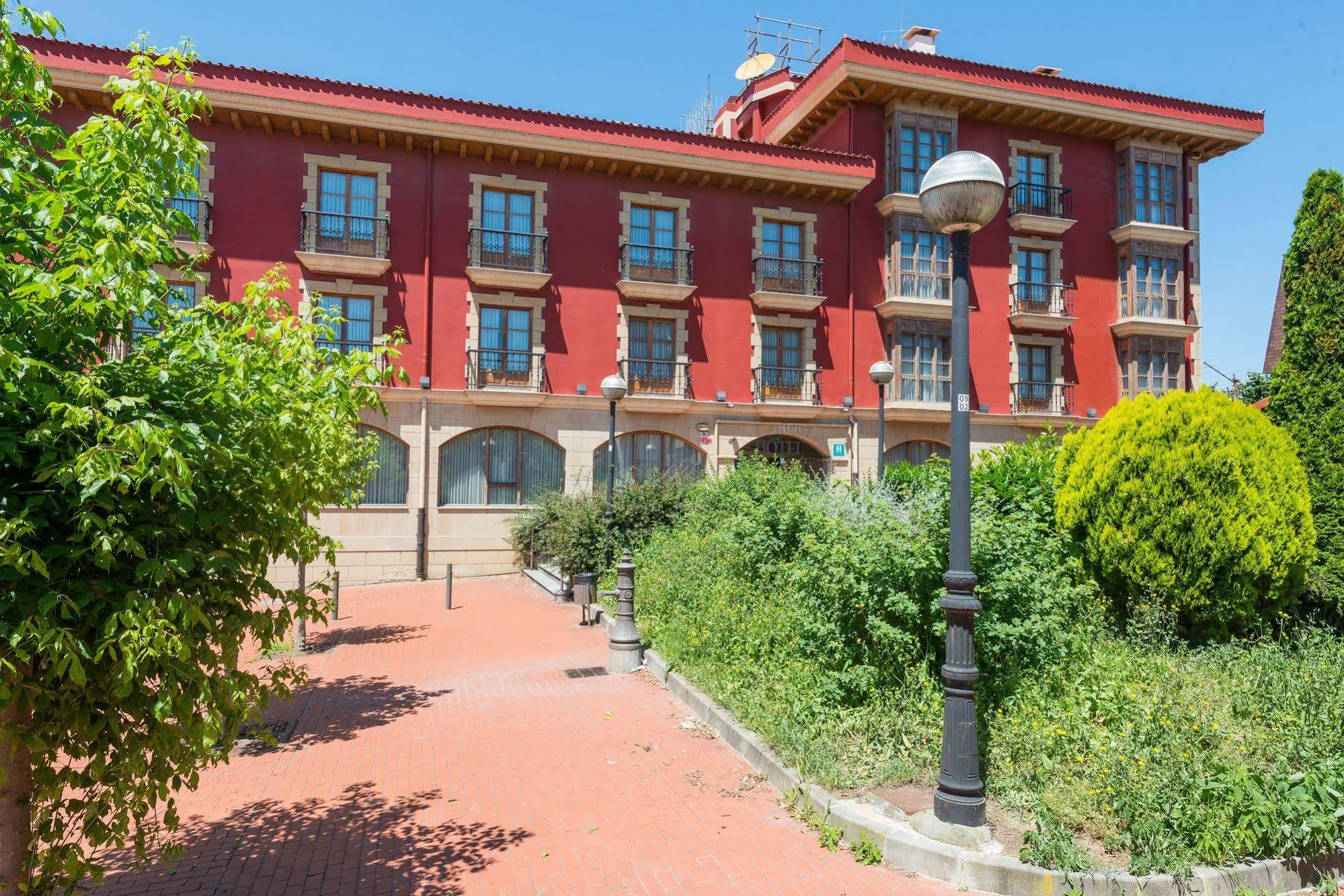 Tryp Bilbao Sondika Hotel Exterior foto